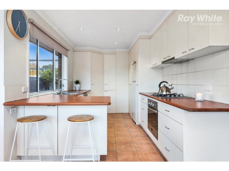 12 Kurrawa Crescent, Patterson Lakes VIC 3197