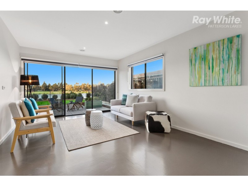 6 Mulga Lane, Waterways VIC 3195