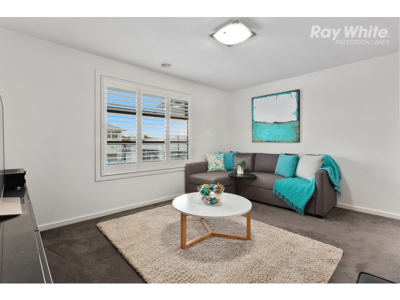 6 Mulga Lane, Waterways VIC 3195