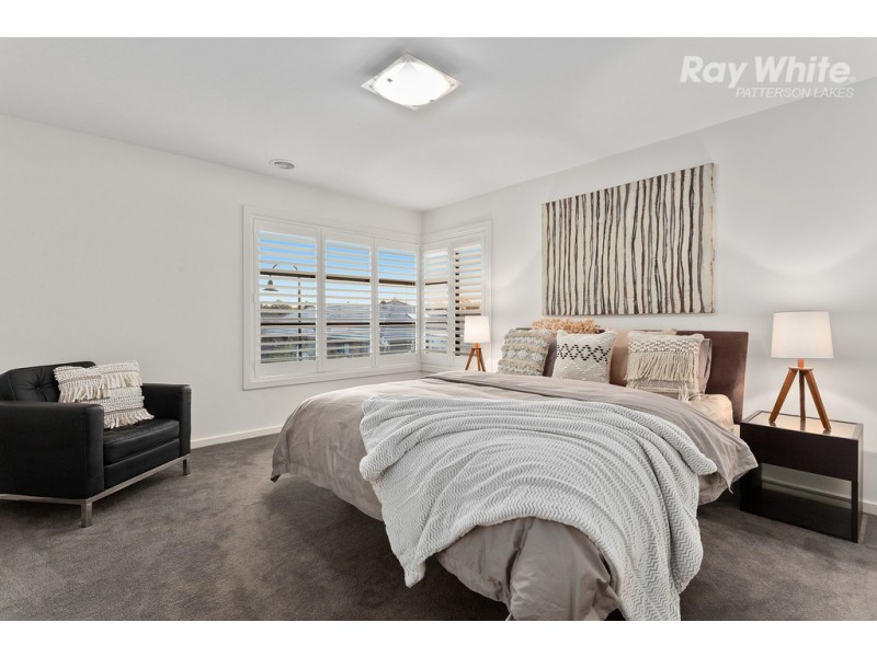 6 Mulga Lane, Waterways VIC 3195