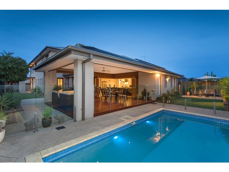 80 Island Point Ave, Waterways VIC 3195