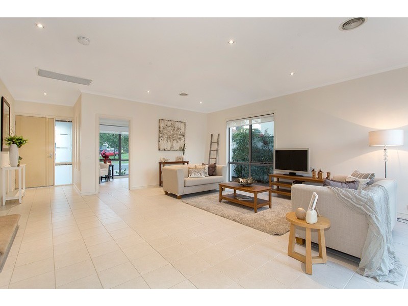 22 Muirfield Close, Heatherton VIC 3202