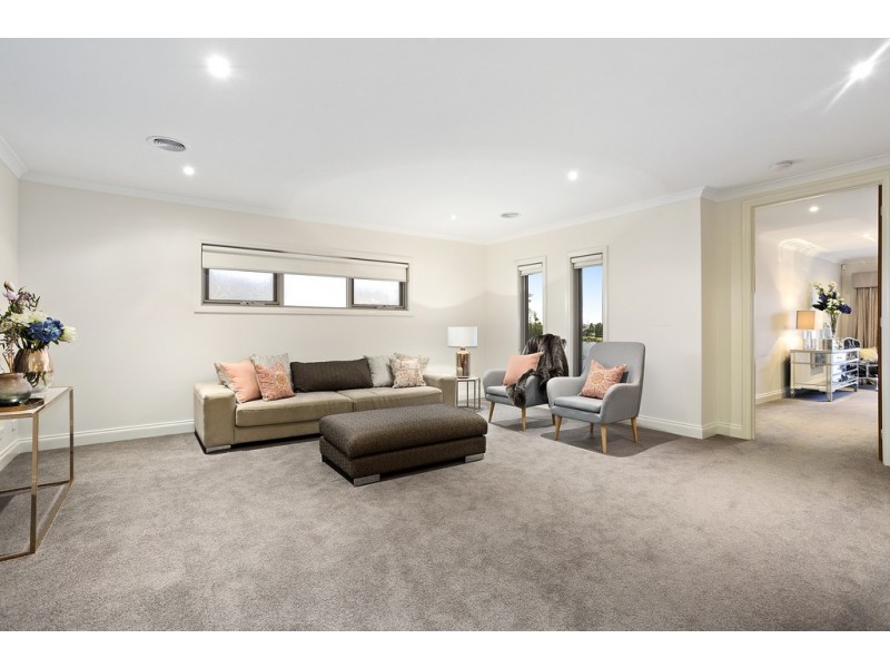 5 Serpentine Court, Waterways VIC 3195