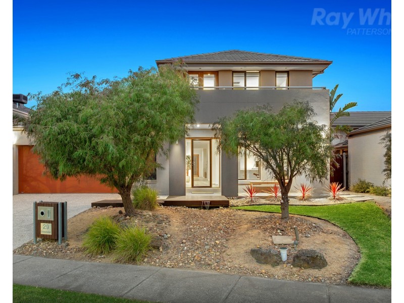 29 Deepwater Drive, Waterways VIC 3195