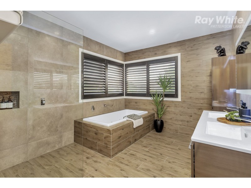 20 Shoalwater Drive, Waterways VIC 3195