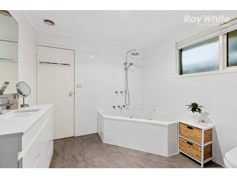 3 Yass Court, Patterson Lakes VIC 3197