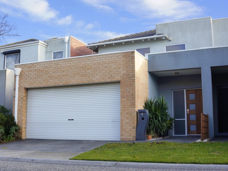 3 Starboard Lane, Patterson Lakes VIC 3197