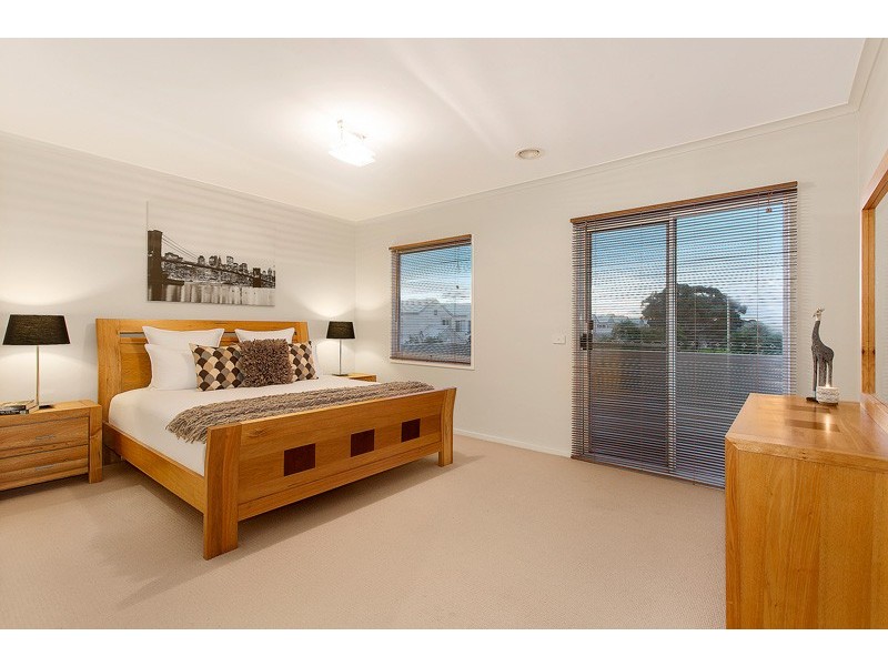 3 Starboard Lane, Patterson Lakes VIC 3197