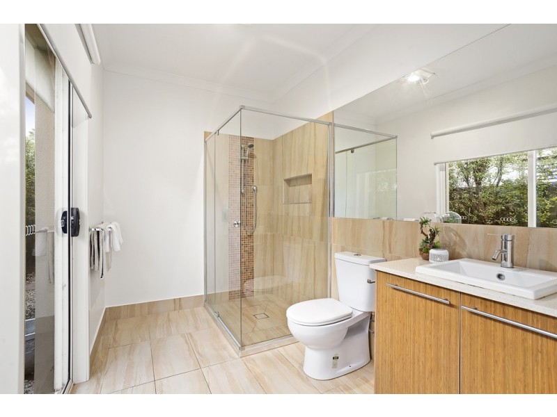 17 Barmah Place, Waterways VIC 3195