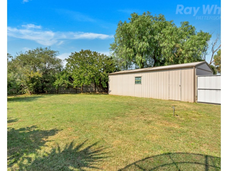 5 Adelong Court, Patterson Lakes VIC 3197