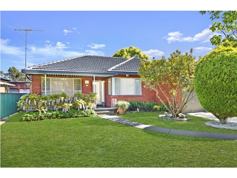 12 Rosemont Avenue, Smithfield NSW 2164
