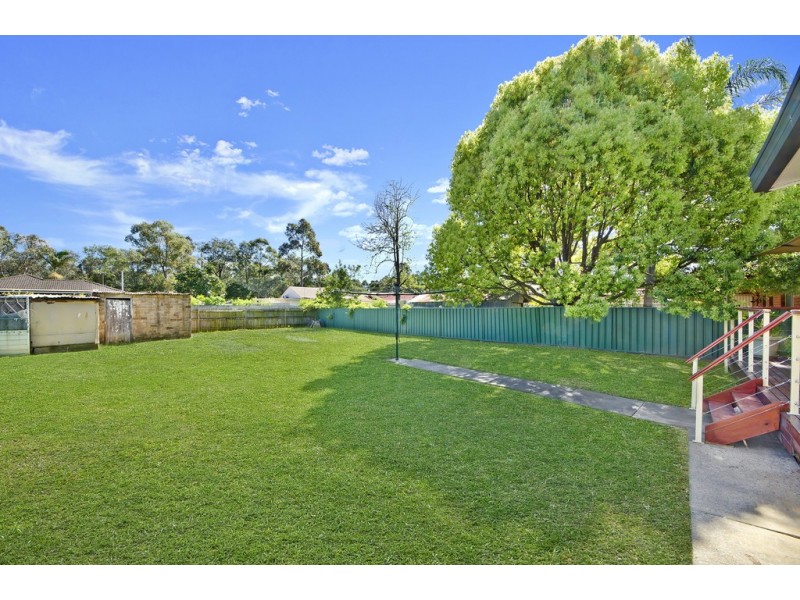 12 Rosemont Avenue, Smithfield NSW 2164