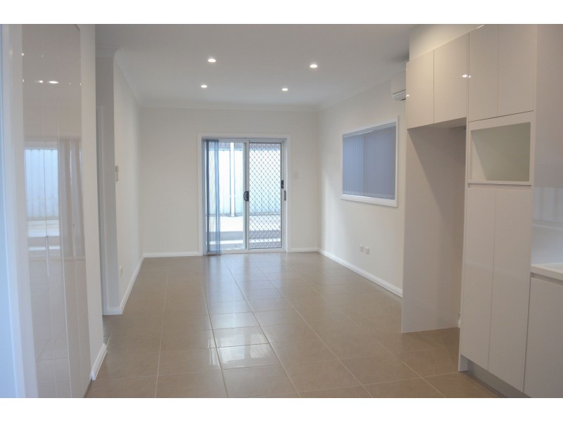 320A Smithfield Road, Fairfield West NSW 2165