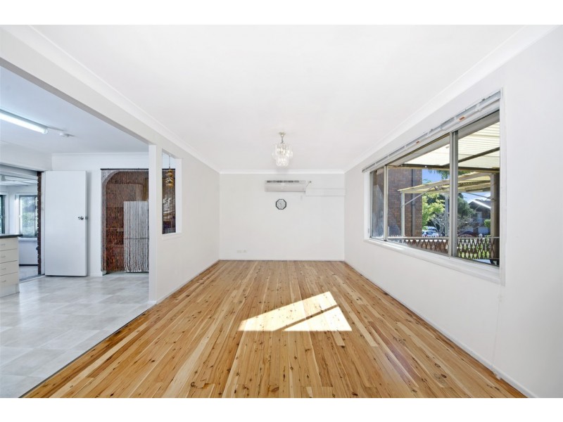 18 Pokolbin Place, Edensor Park NSW 2176