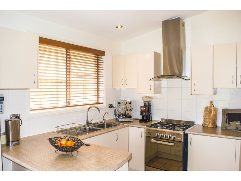 4 Warialda Way, Hinchinbrook NSW 2168