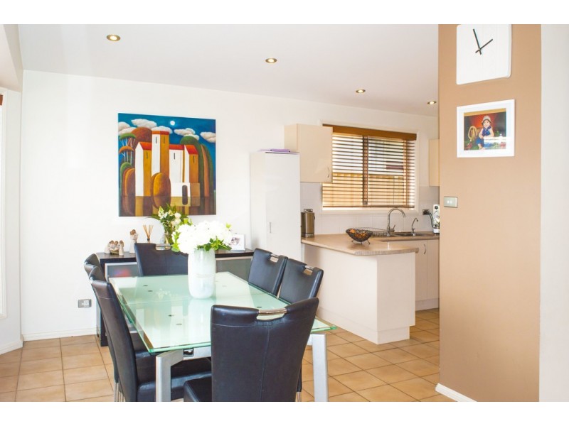 4 Warialda Way, Hinchinbrook NSW 2168