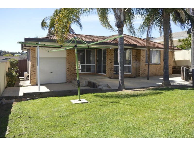 33 Bower-Bird Crescent, Hinchinbrook NSW 2168