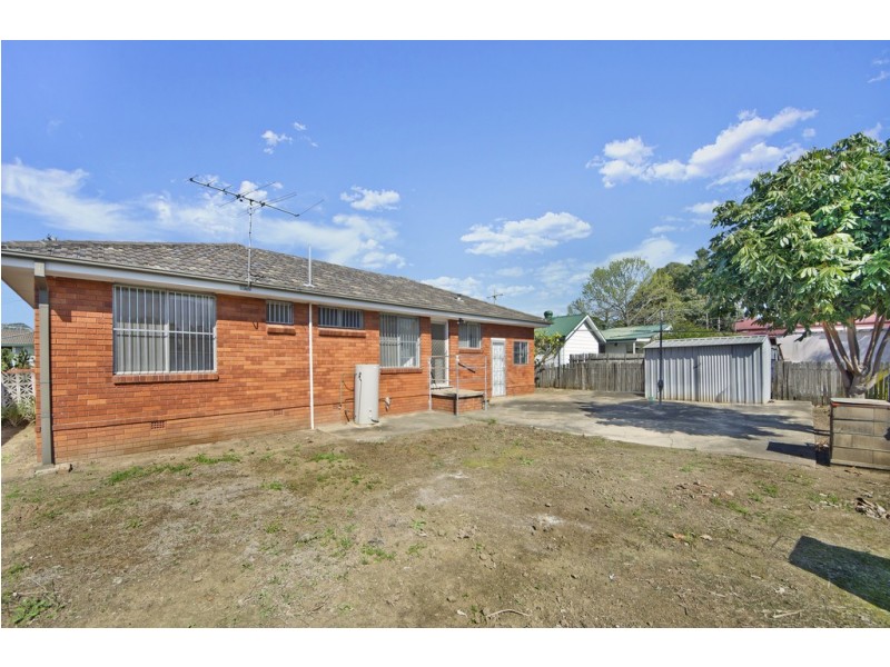 25a Hinkler Street, Smithfield NSW 2164