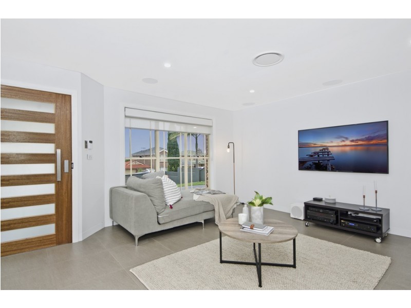 18 Nicholas Crescent, Cecil Hills NSW 2171