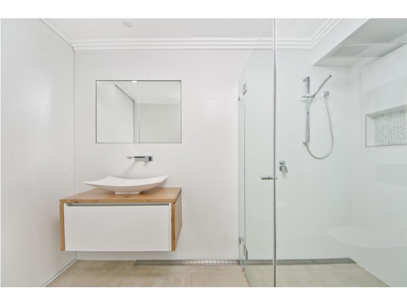 18 Nicholas Crescent, Cecil Hills NSW 2171