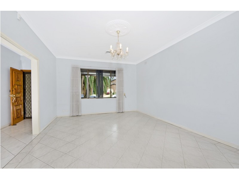 2 Blackmore Place, Wetherill Park NSW 2164