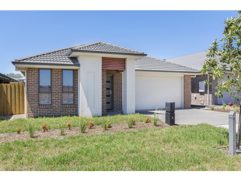 36 Howard Loop, Oran Park NSW 2570