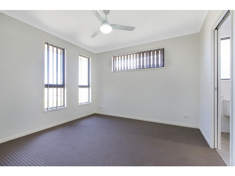 36 Howard Loop, Oran Park NSW 2570