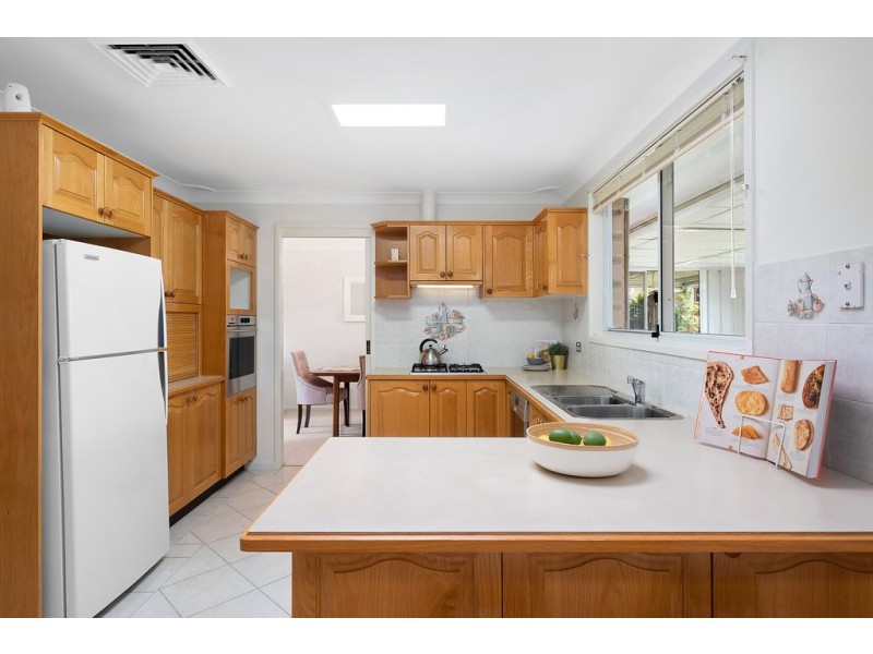 3 Swinborne Crescent, Wetherill Park NSW 2164