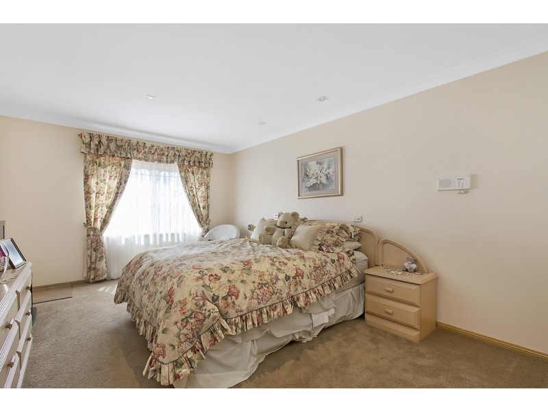 13 Borg Place, Prairiewood NSW 2176