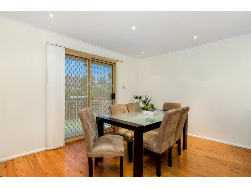 40 Bossley Road, Bossley Park NSW 2176