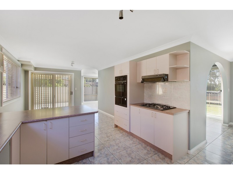 40 Bougainville Street, Bossley Park NSW 2176