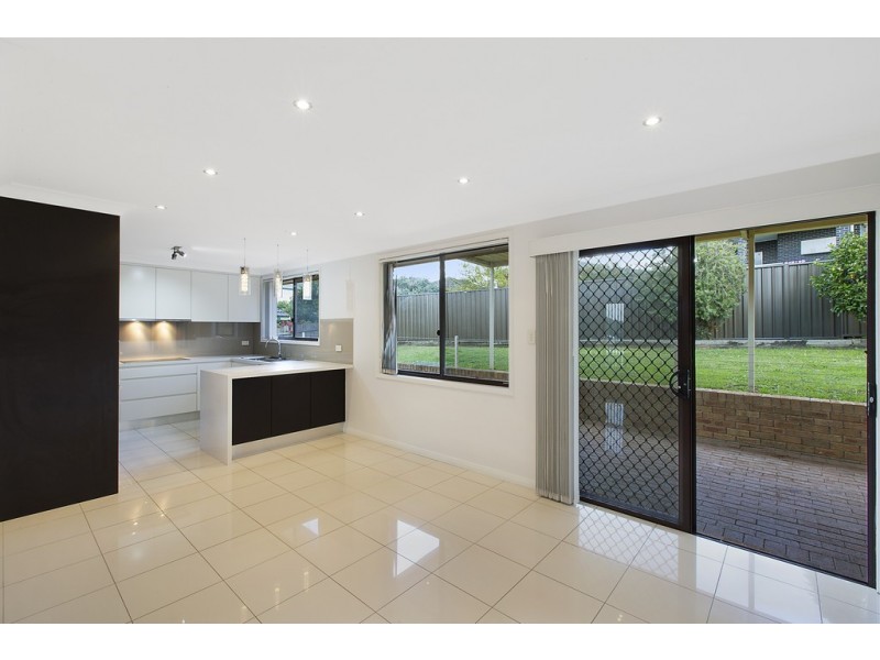 10 Calaria Close, Edensor Park NSW 2176