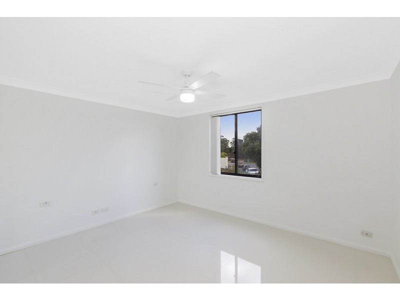 10 Calaria Close, Edensor Park NSW 2176