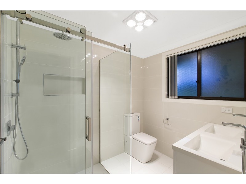 10 Calaria Close, Edensor Park NSW 2176