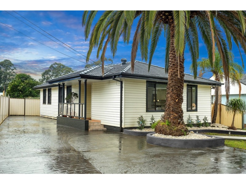 11 Dundee Street, Sadleir NSW 2168