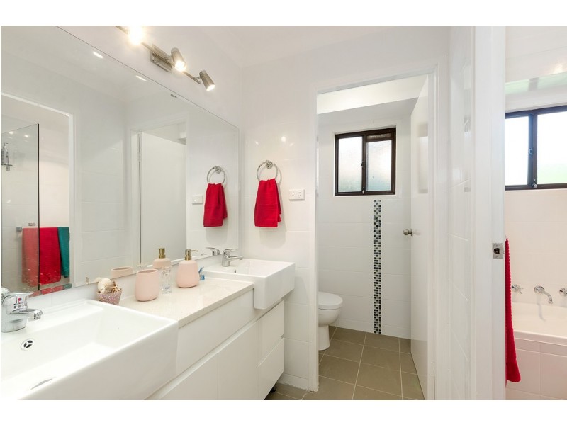 22 Condello Crescent, Edensor Park NSW 2176