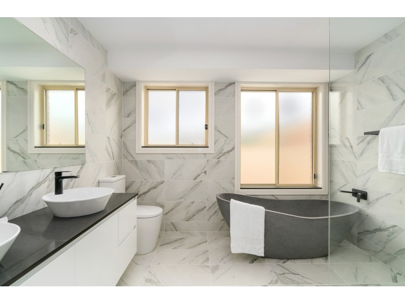 5 Helena Road, Cecil Hills NSW 2171