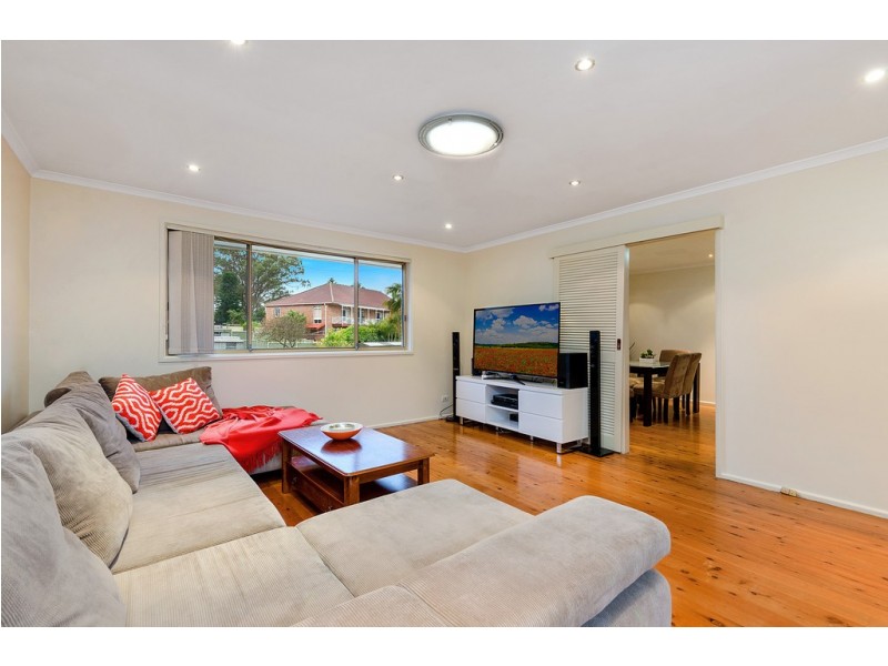 40 Bossley Road, Bossley Park NSW 2176