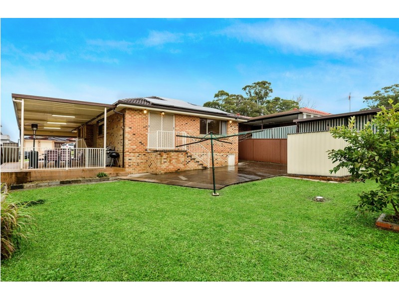 40 Bossley Road, Bossley Park NSW 2176