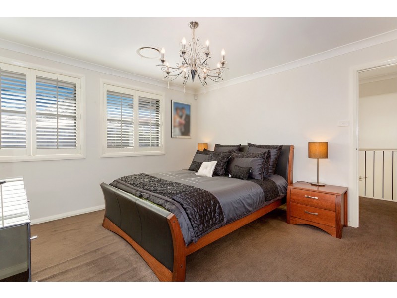 13 Elevon Street, Middleton Grange NSW 2171