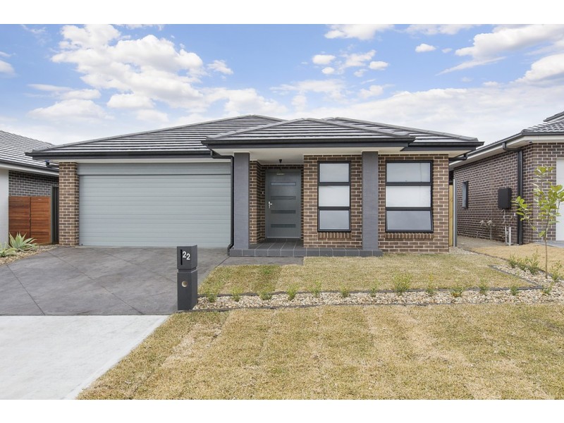 22 Hansford Street, Oran Park NSW 2570