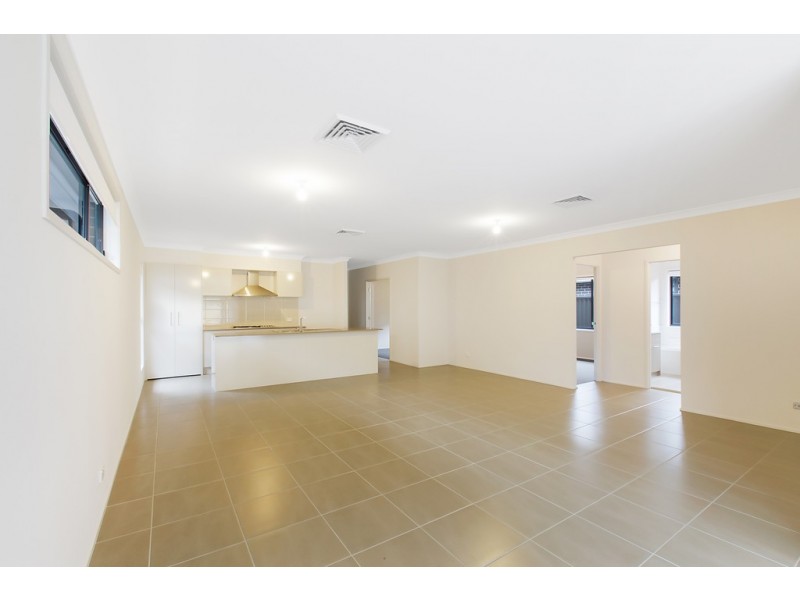 22 Hansford Street, Oran Park NSW 2570