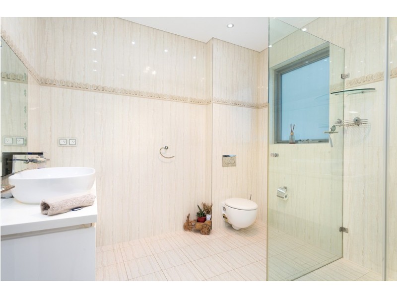 7 Elanora Place, Cecil Hills NSW 2171