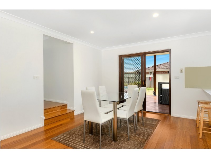 9 Seymour Place, Bossley Park NSW 2176