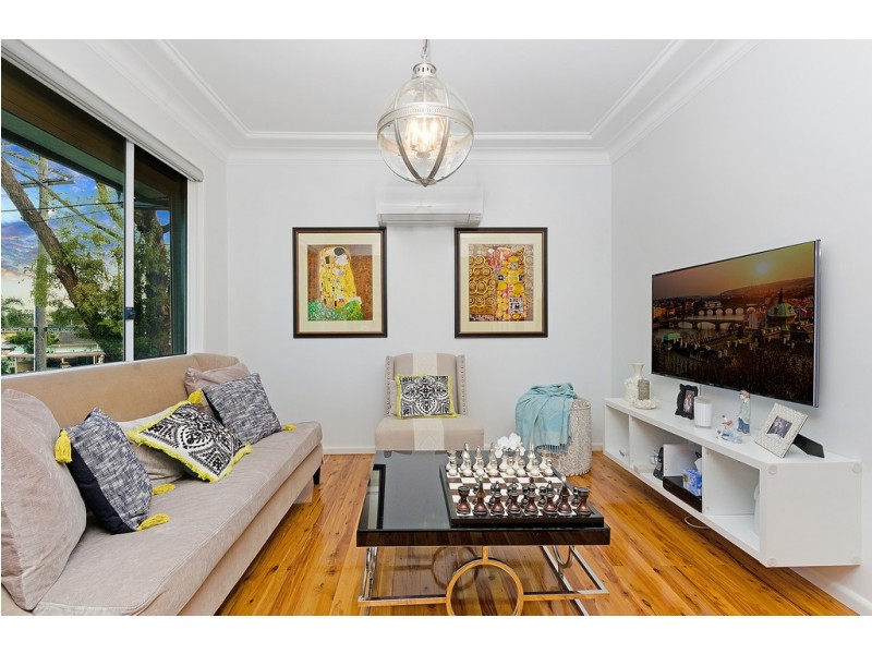 2 Exhibition Parade, Mount Pritchard NSW 2170