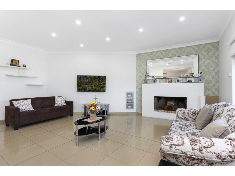 9 Shelley Place, Wetherill Park NSW 2164