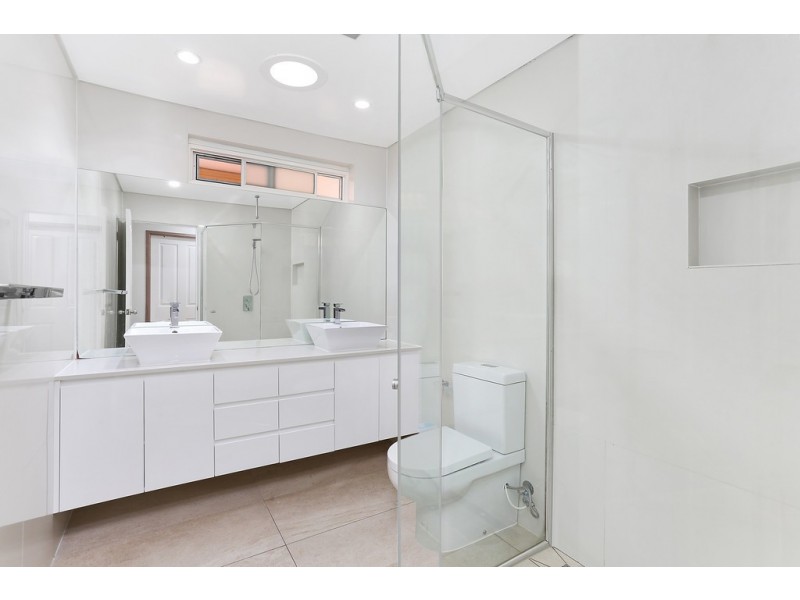 9 Shelley Place, Wetherill Park NSW 2164