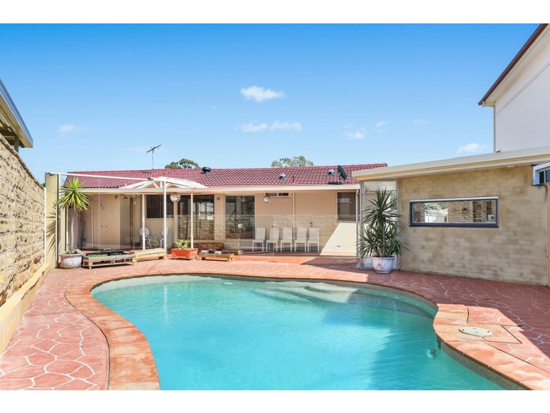 9 Shelley Place, Wetherill Park NSW 2164