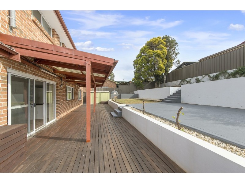 19 Cochran Place, Abbotsbury NSW 2176