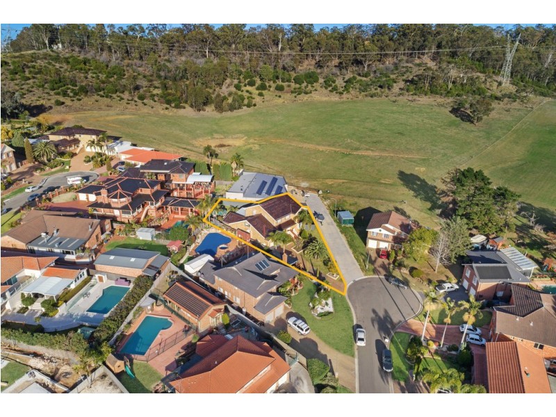4 Whitley Place, Abbotsbury NSW 2176
